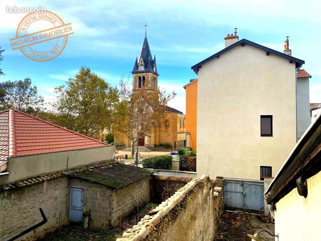 Appartement 5 pièces 140 m² · à Champagne-au-Mont-d'Or · 140 m² · 395 000 €