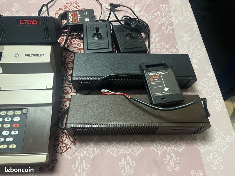 Lot De 3 Jeux Rétro VIDEOPAC+ (Magnavox Odyssey 2 / Philips Videopac G7000) Avec Boîtiers Et Notices En FR, EN, Etc.