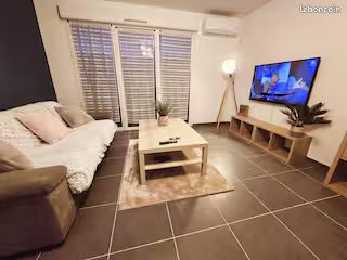 Appartement 2 pièces 50 m² · à Meyreuil · 50 m² · 1 075 €/mois