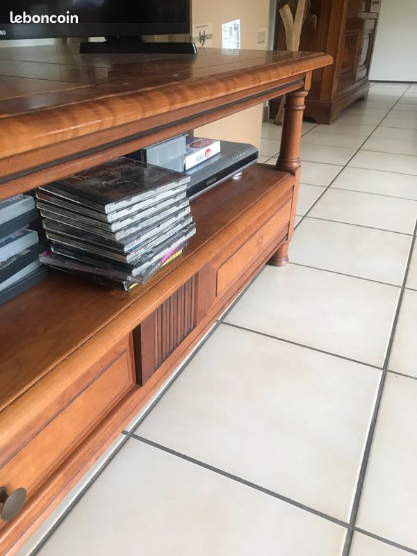 Meuble TV en bois (merisier) (image 2)