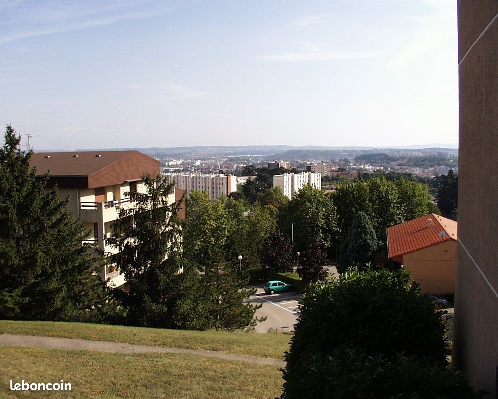Appartement 2 pièces 66 m² · à Sainte-Foy-lès-Lyon · 66 m² · 950 €