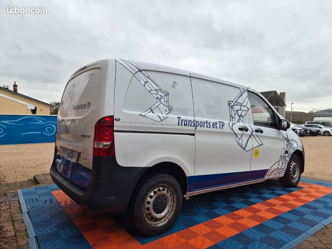 Mercedes vito 109 cdi mixto compact e6 2017 (image 6)
