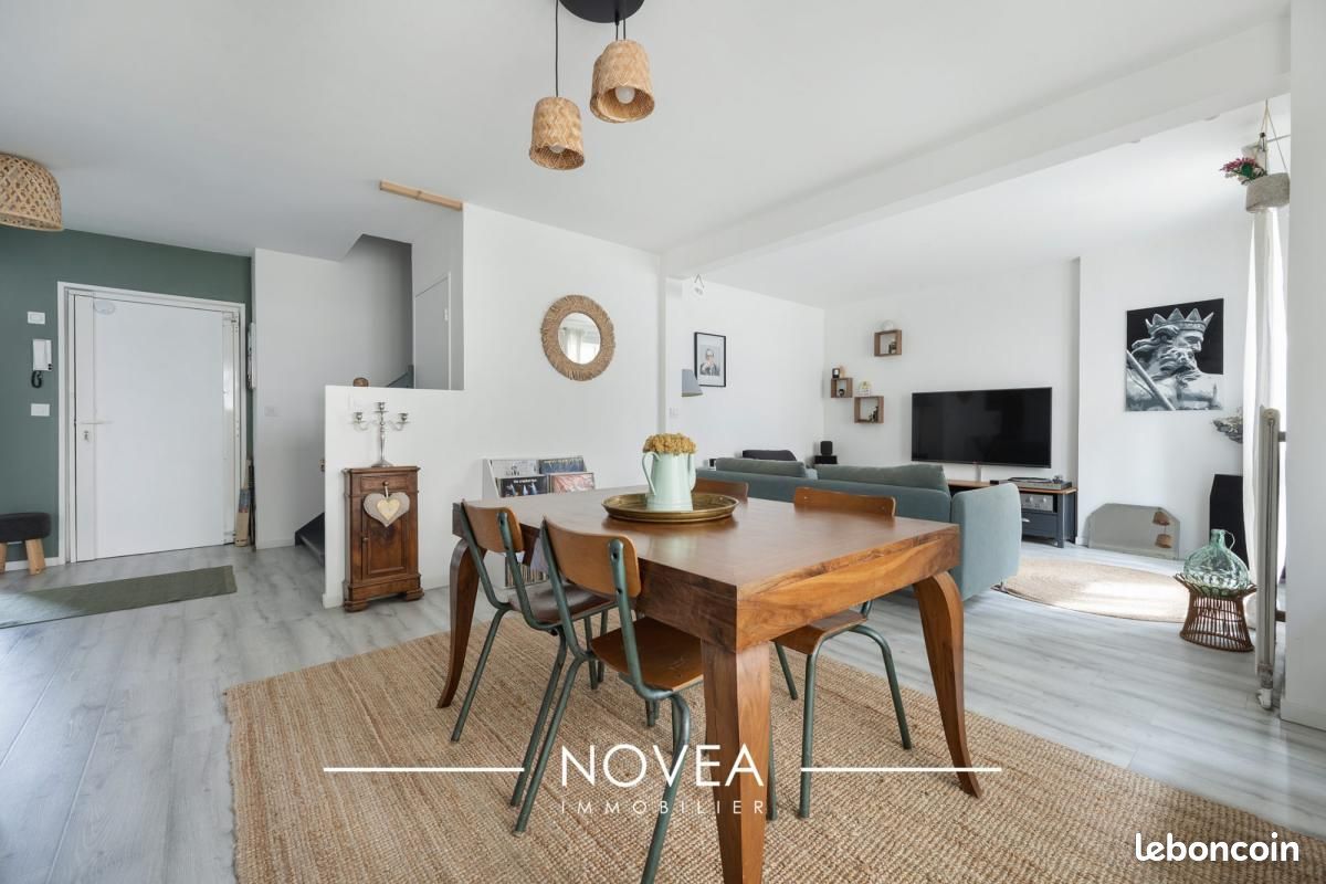 Appartement 5 pièces 107 m² · à Fontaines-sur-Saône · 107 m² · 349 000 €