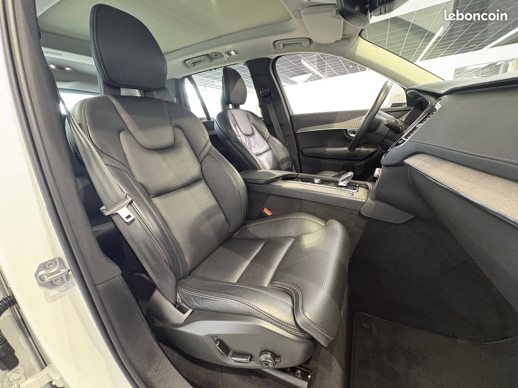 VOLVO XC90 Recharge T8 AWD 303+87 ch Geartronic 8 7pl Inscription Luxe (image 13)