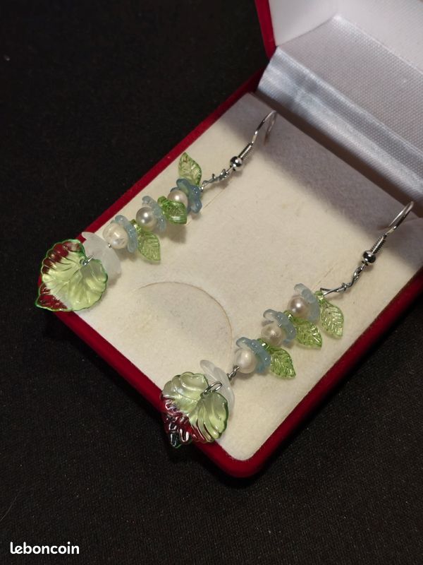 Boucles d'oreilles printemps perles d'eau douce (image 1)