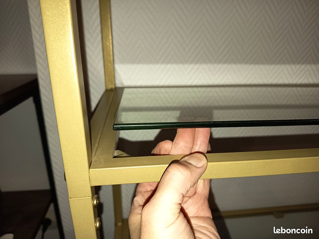 Étagères doré, tablettes en verre (image 3)