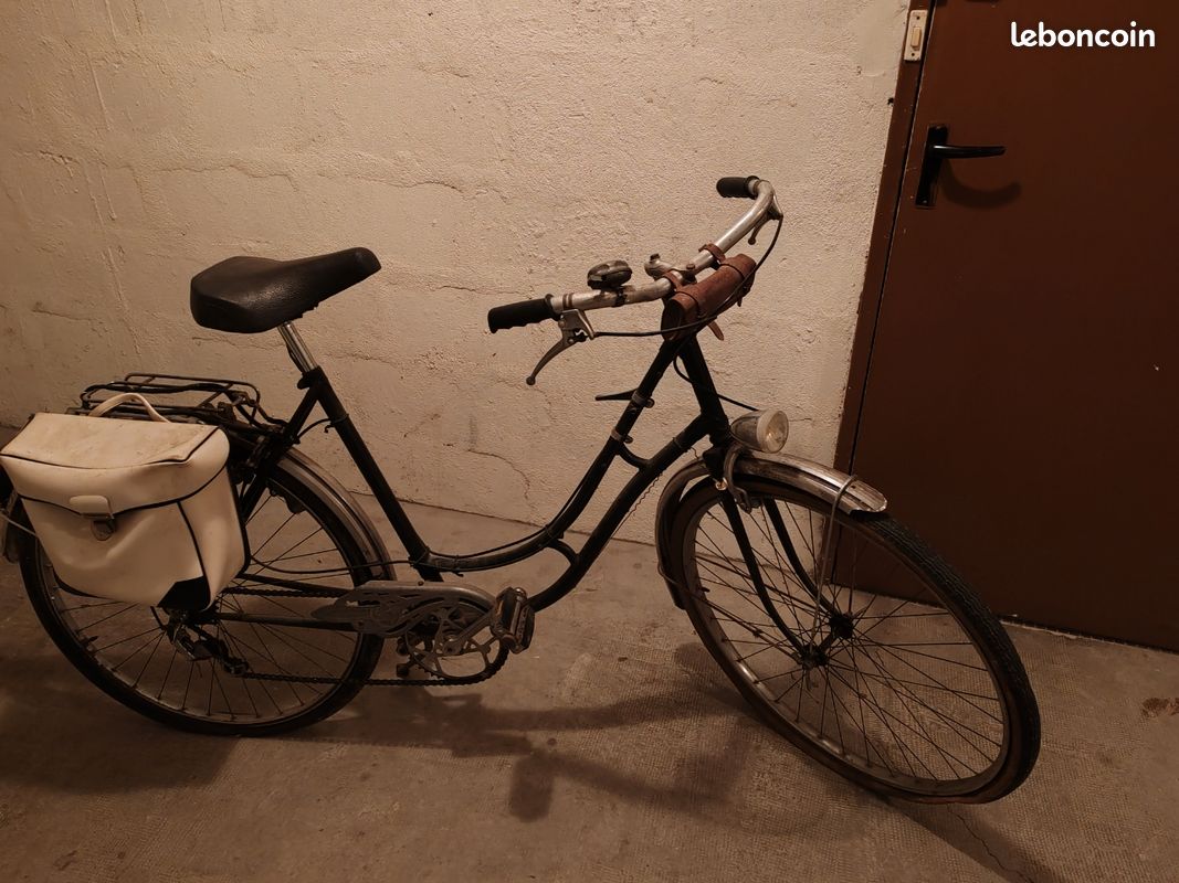 Vélo Hollandais Ancien – Cyrus – Années 1920 – Noir – Homme