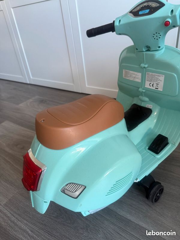 Scooter vespa enfant (image 2)