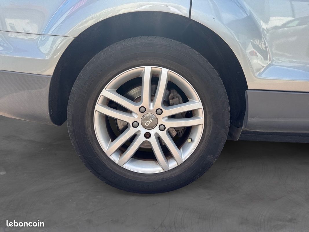 AUDI Q7 Q7 3.0 V6 TDI DPF Avus Quattro Tiptronic 7 pl (image 14)