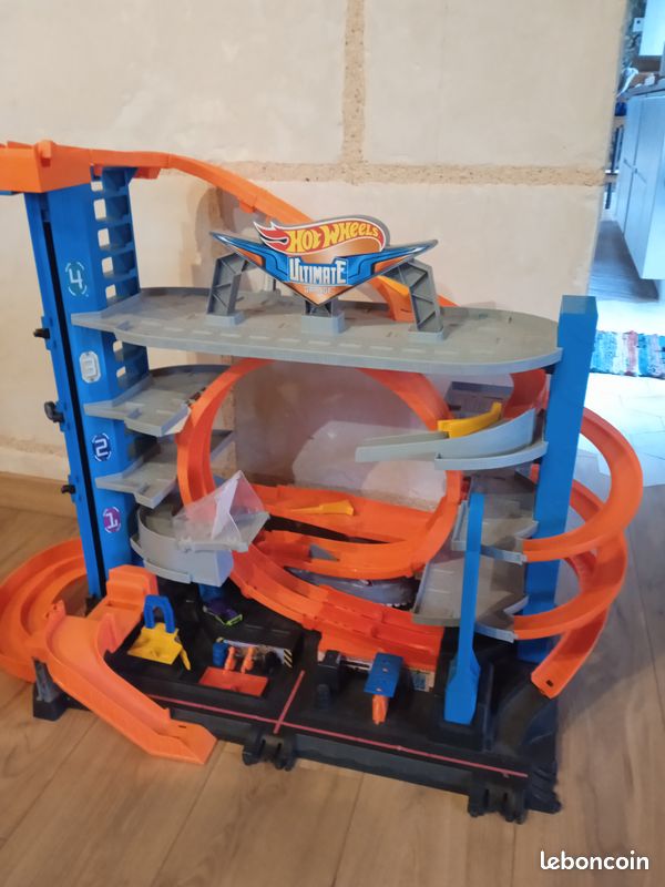 Garage hot wheels (image 1)