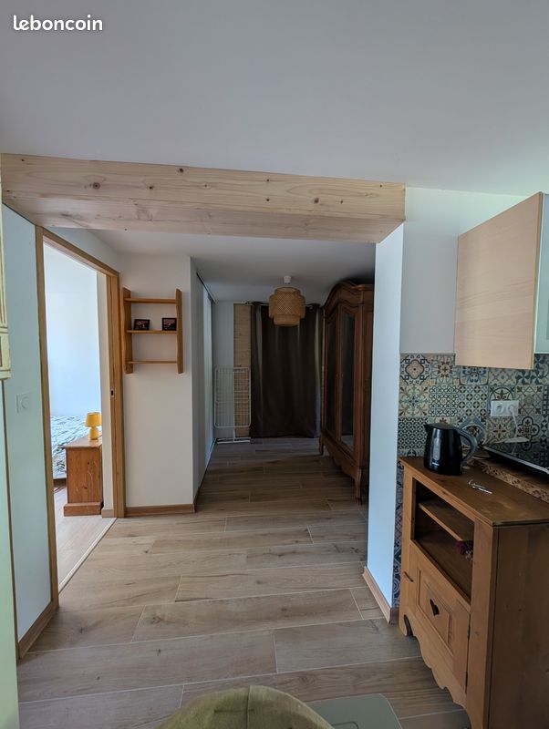 Appartement 3 pièces 50 m² · à Voiron · 50 m² · 350 €