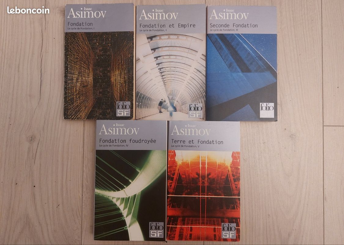 Le Cycle de Fondation d'Isaac Asimov en coffret collector (image 7)