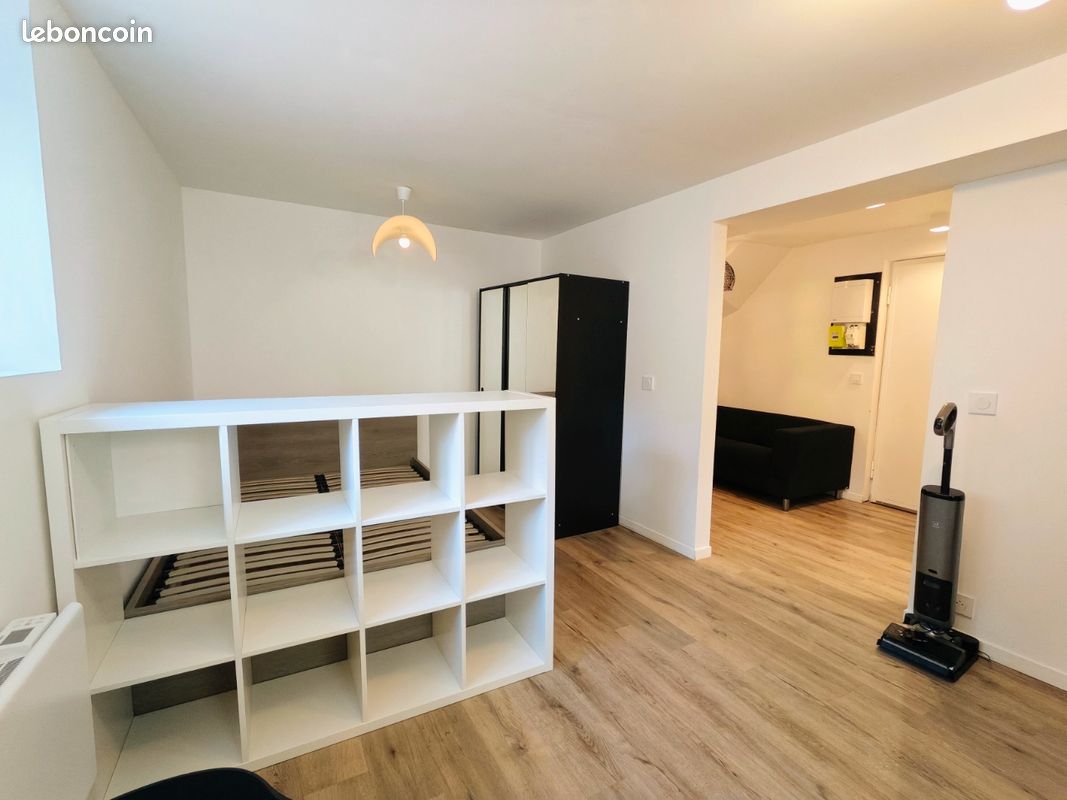 Appartement 1 pièce 24 m² · à Corbeil-Essonnes · 24 m² · 750 €/mois