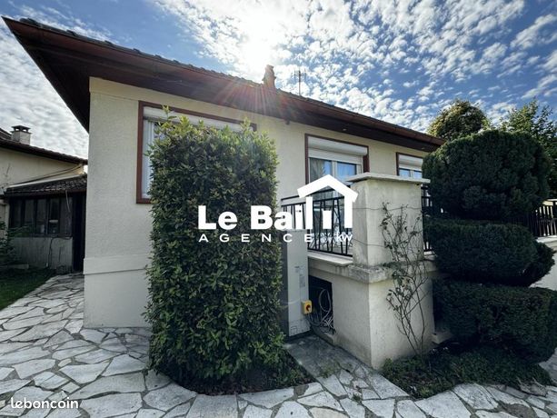 https://img.leboncoin.fr/api/v1/lbcpb1/images/e6/94/26/e69426190616d47cb6ac38f64705e4ba68be4406.jpg?rule=ad-image