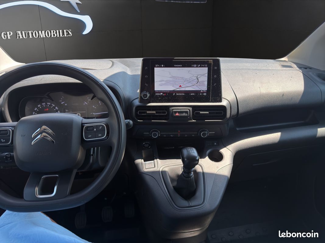 CITROEN Berlingo Van BlueHDi (image 9)