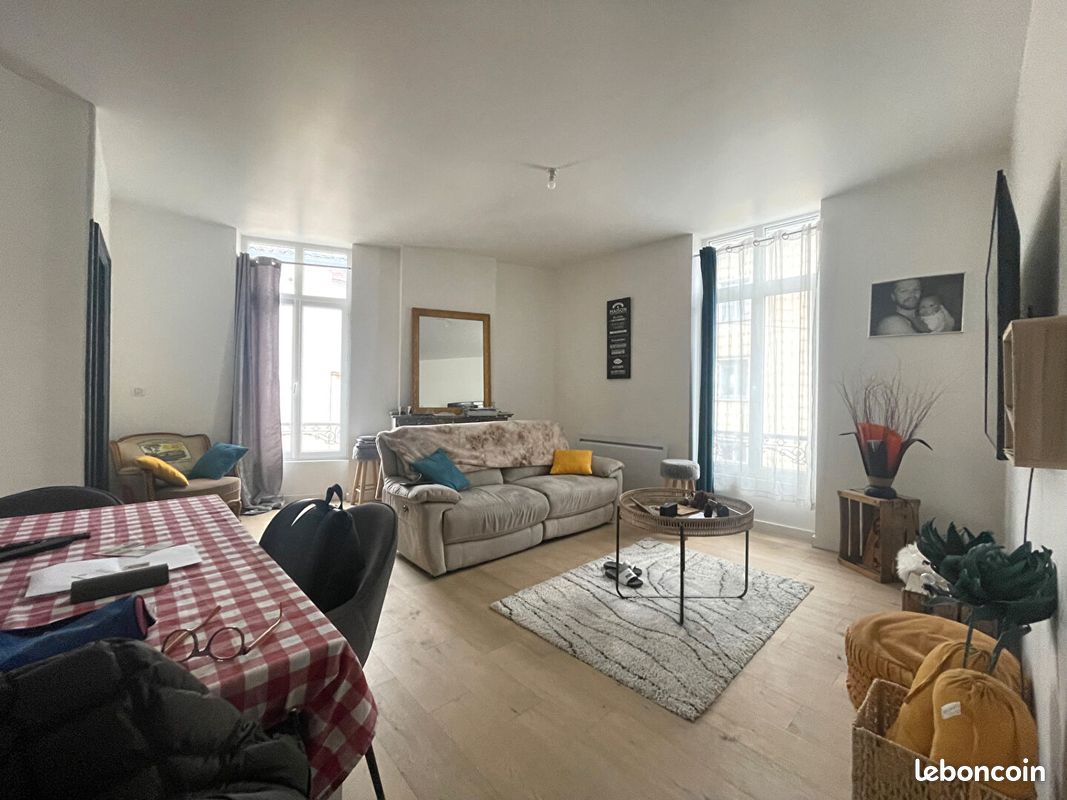 Appartement 4 pièces 114 m² · à Montauban · 114 m² · 877 €