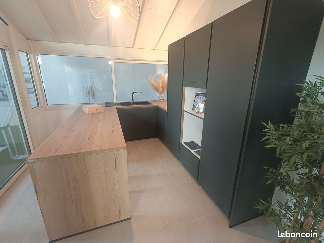 Cuisine d'exposition neuve (image 3)