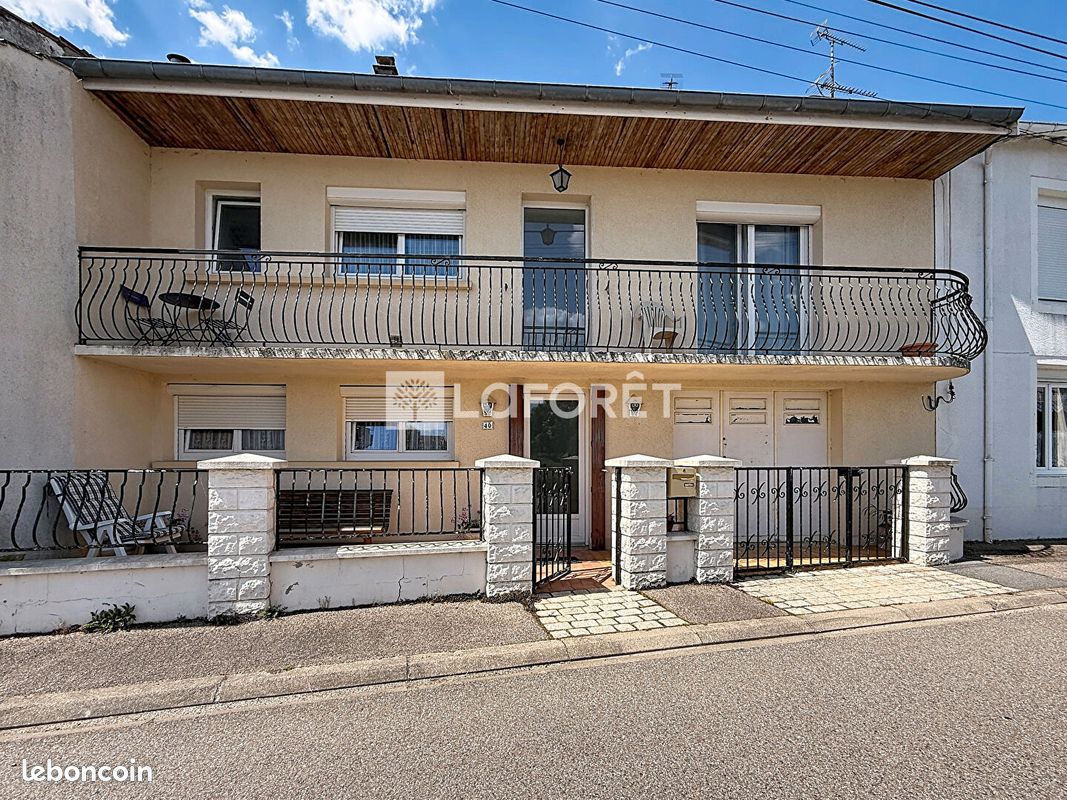 Maison 5 pièces 146 m² · à Grand · 146 m² · 105 000 €
