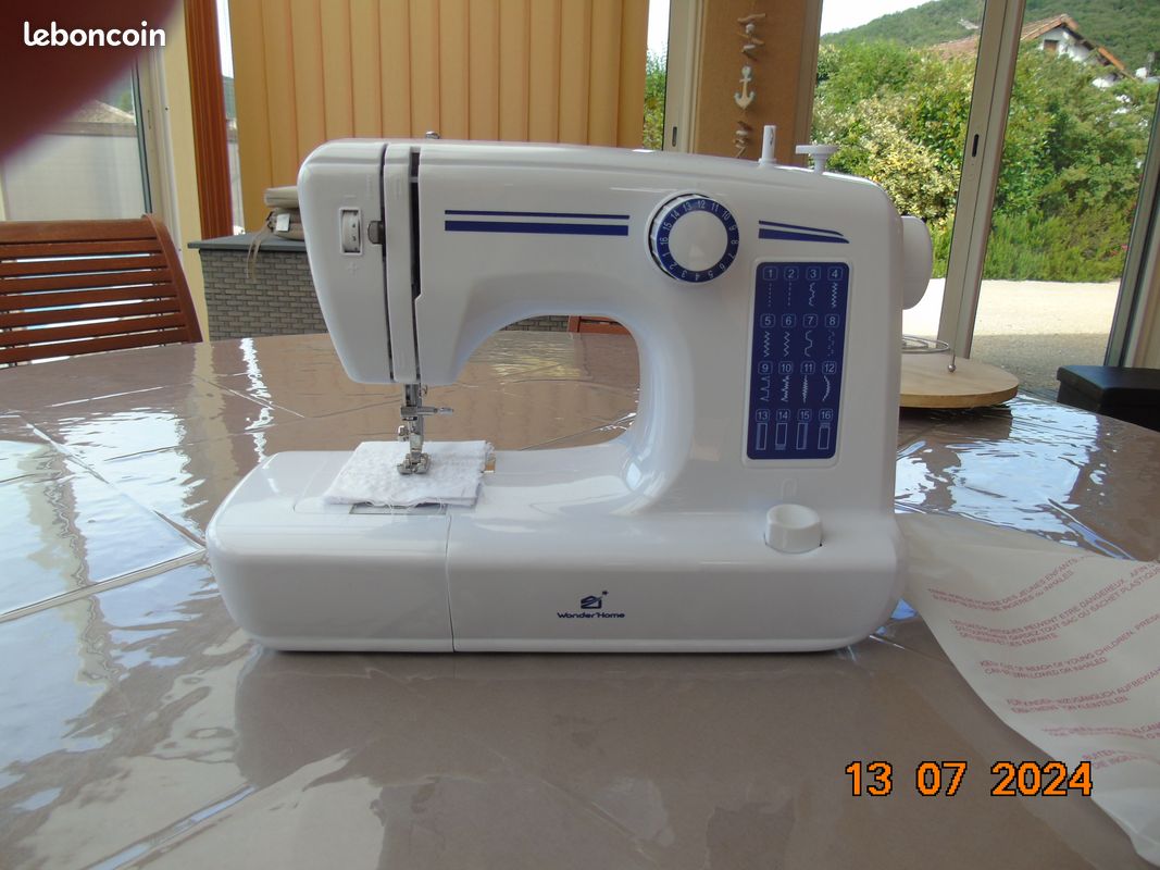 Vd machine à coudre (image 1)