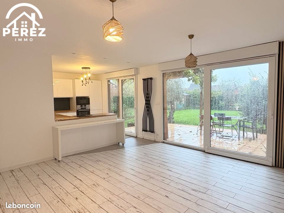 Maison 4 pièces 92 m² · à Neuville-en-Ferrain · 92 m² · 319 000 €