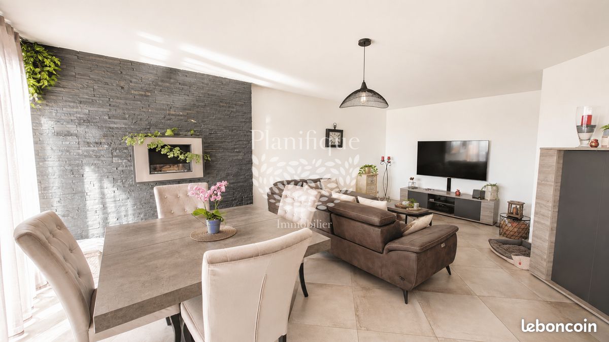 Appartement 3 pièces 92 m² · à Gex · 92 m² · 475 000 €