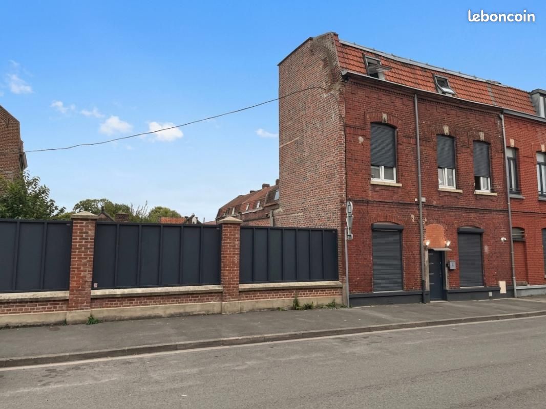 Maison 4 pièces 70 m² · à Roubaix · 70 m² · 143 000 €