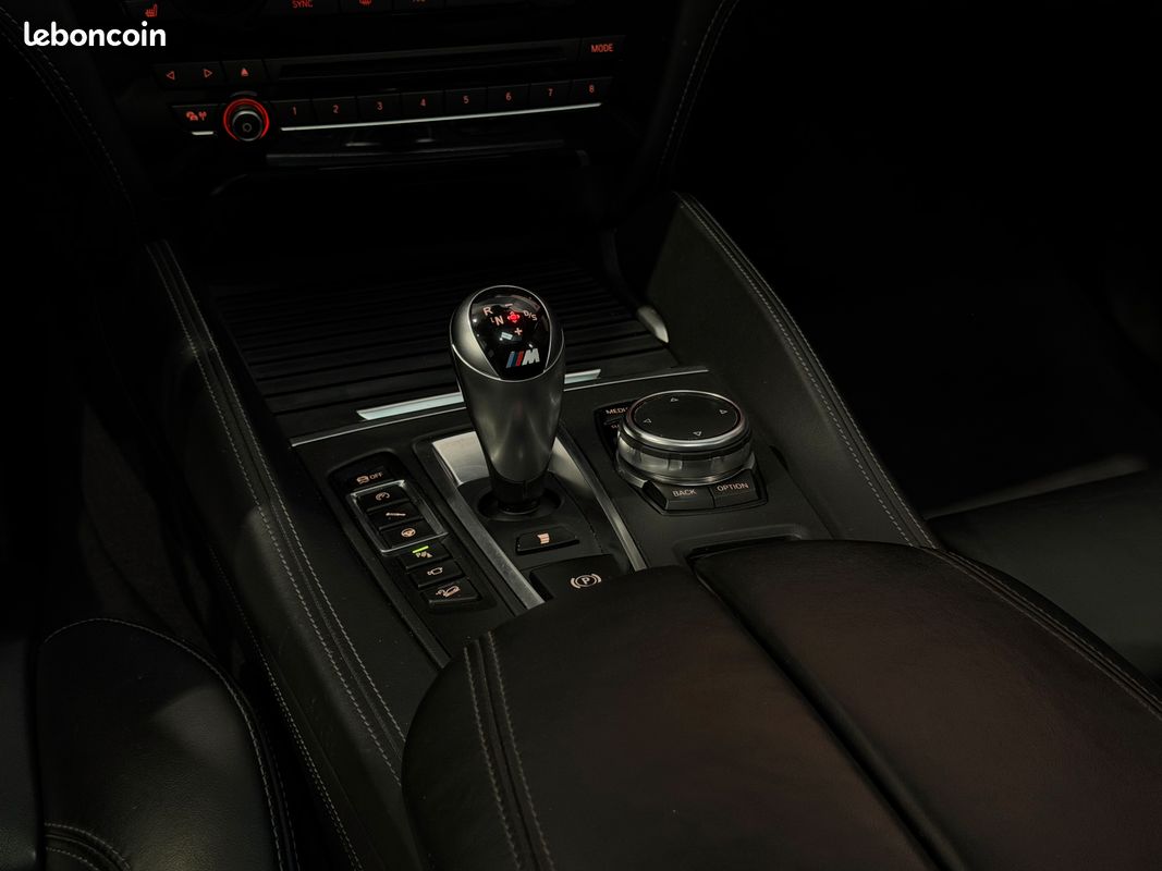 BMW X6 M 575ch BVA8 4.4 XDRIVE ( X6M ) - CARBONE / H&K / LASER / HUD - IMMAT FRANCAISE (image 15)