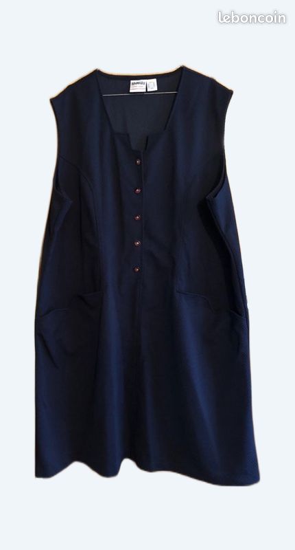 Robe chasuble neuve marine Damart taille 56 Vêtements