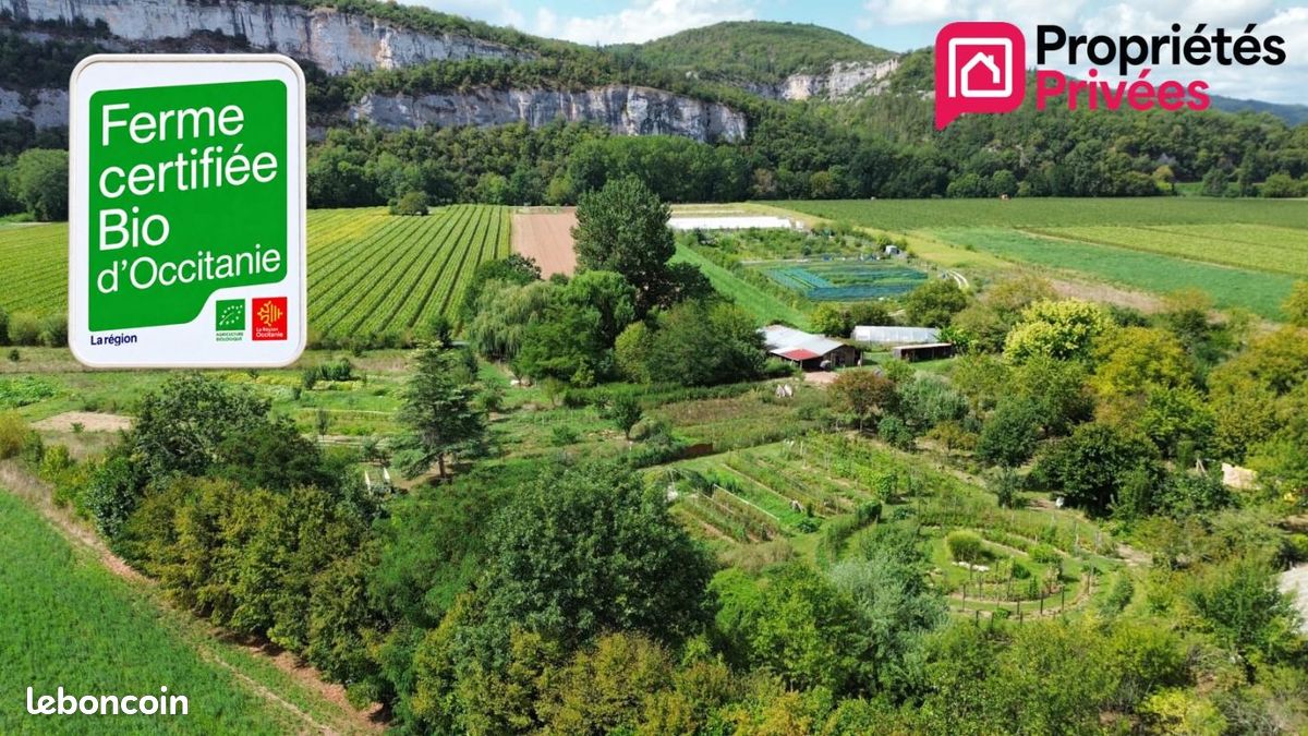 Maison 12 pièces 400 m² · à Saint-Cirq-Lapopie · 400 m² · 577 000 €