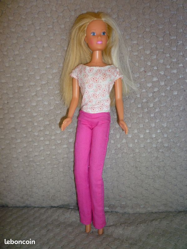 Barbie Elle A Dit Oui – Coffret Poupée Barbie Et Ken – Tenues Originales – Dès 3 Ans
