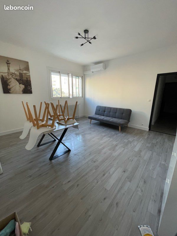 Appartement 2 pièces 56 m² · à Toulon · 56 m² · 145 000 €