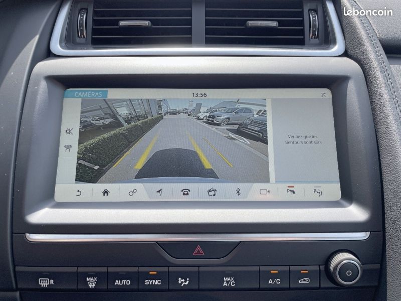 Jaguar E-Pace 2.0D 150ch S (image 16)
