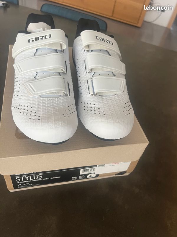 Chaussures route Giro Stylus blanc - Bécanerie