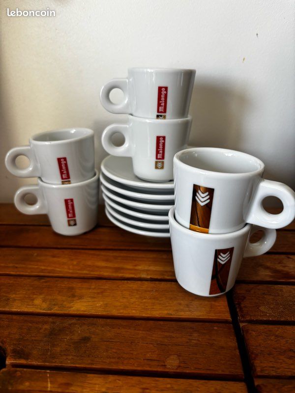 Tasse et Mugs GENERIQUE CBKREATION Tasse en céramique Canada by Cbkreation Dim : H.9.5 cm Diam 8