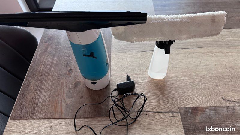 Nettoyeur de Vitres Aspirateur de fenêtre Rechargeable (image 2)