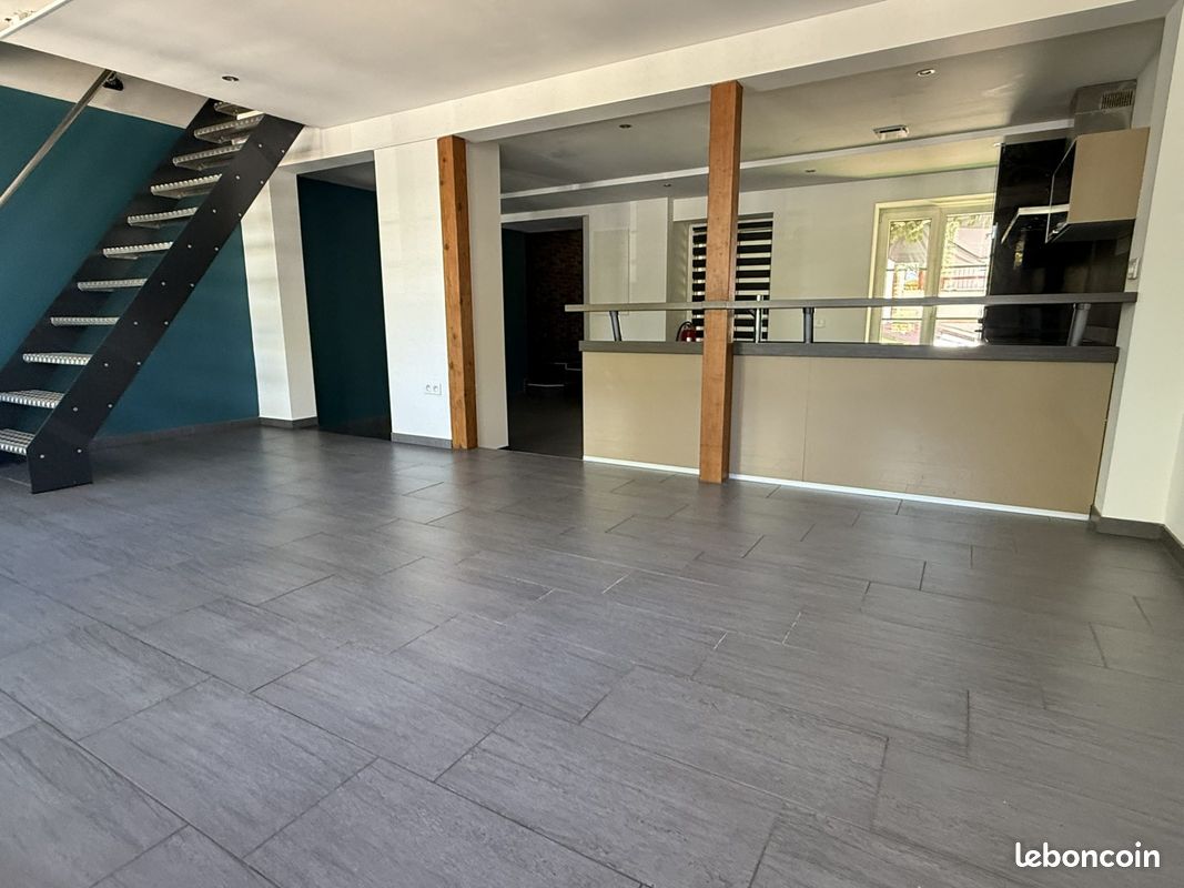 Appartement 4 pièces 110 m² · à Colmar · 110 m² · 895 €/mois