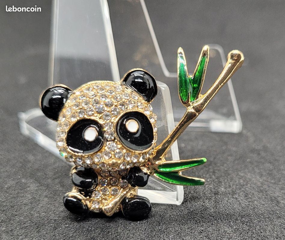 Broche Neuve – Magnifique petit Panda (image 4)