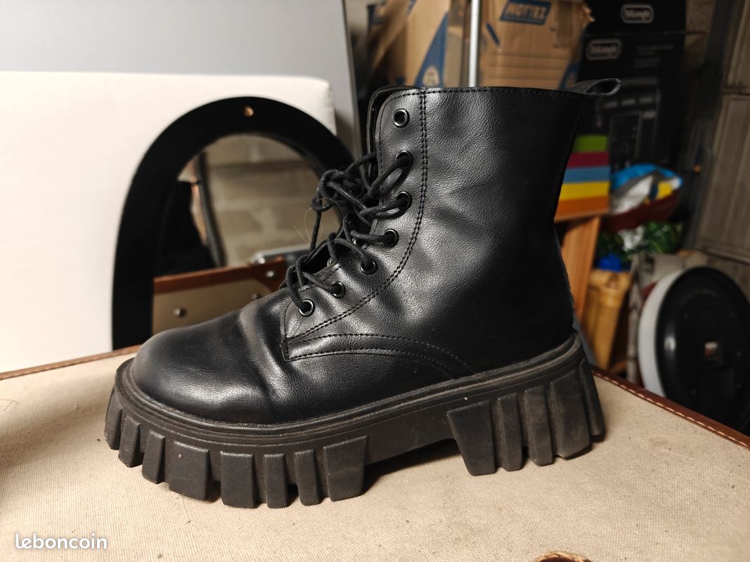 Bottines de Timberland de la taille 39, de couleur noir de