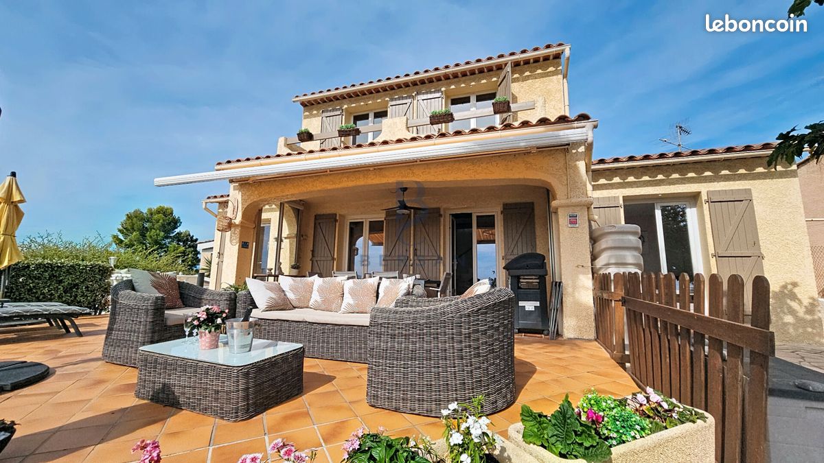 Maison 5 pièces 95 m² · à Fréjus · 95 m² · 455 000 €