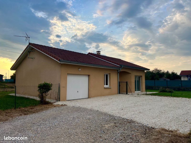 Maison 4 pièces 90 m² · à Bâgé-Dommartin · 90 m² · 247 000 €
