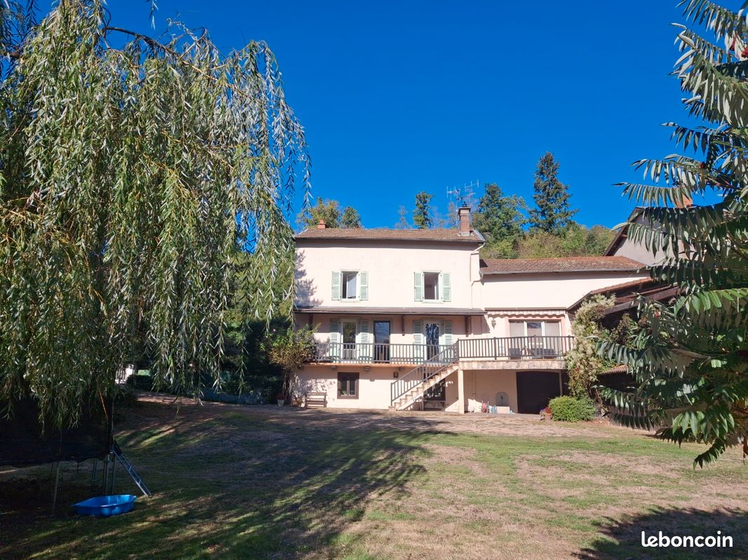 Maison 5 pièces 112 m² · à Ambert · 112 m² · 195 000 €