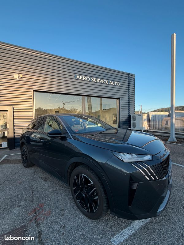 New 3008 Allure MHEV, 1.2 turbo 145 chevaux essence / électrique, 57000 kilomètres (image 3)