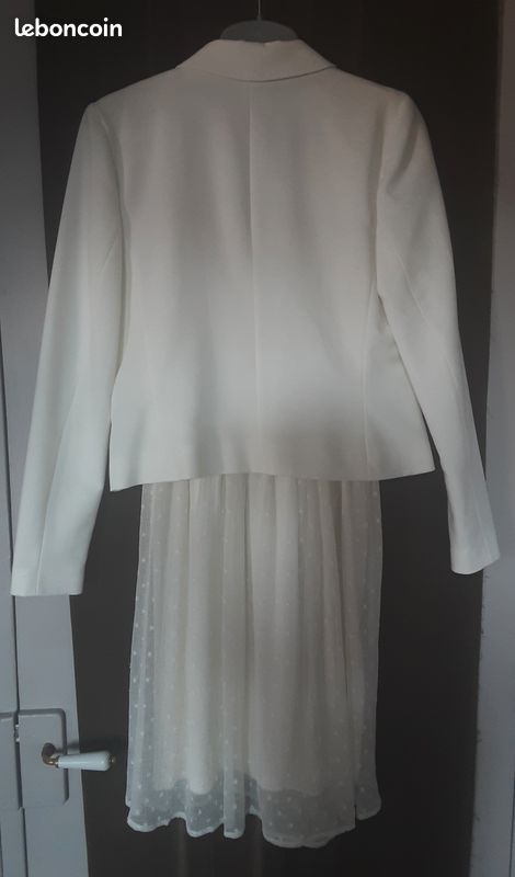 Robe et veste blanche (image 2)