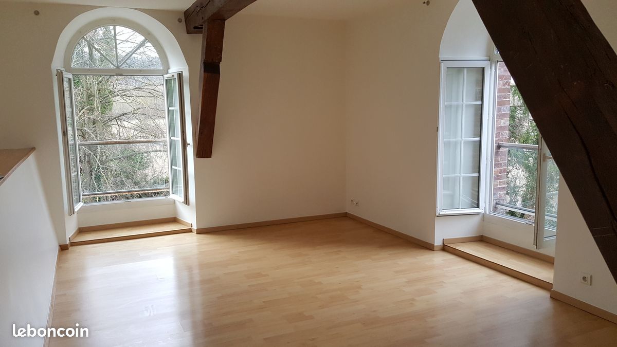 Appartement 2 pièces 77 m² · à Sens · 77 m² · 832 €
