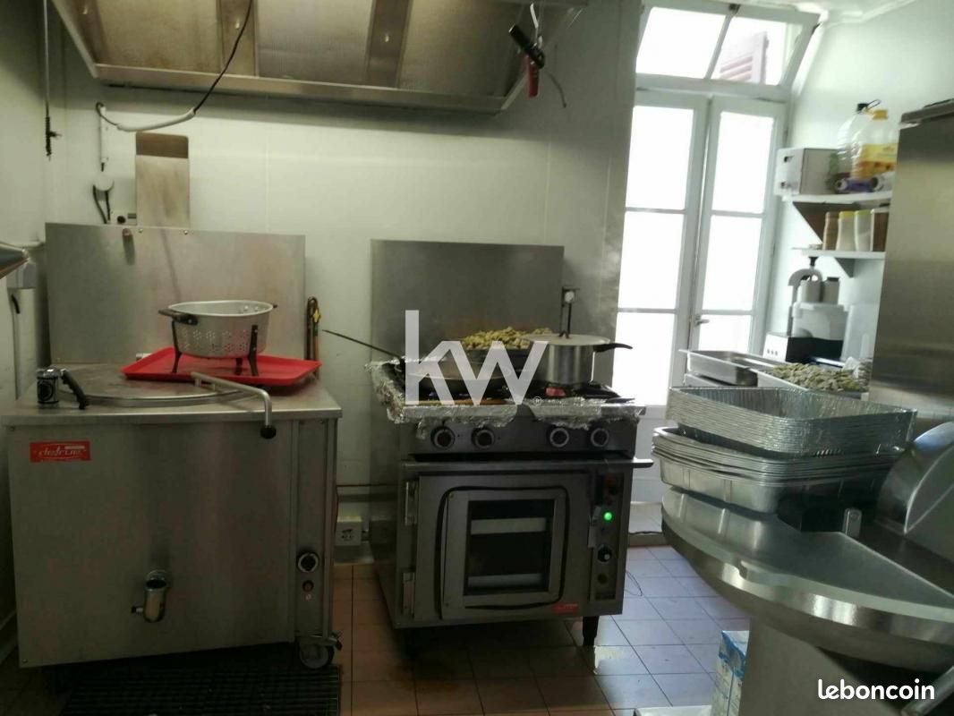 Maison 4 pièces 156 m² - Aubeterre-sur-Dronne 16390 (image principale 11)