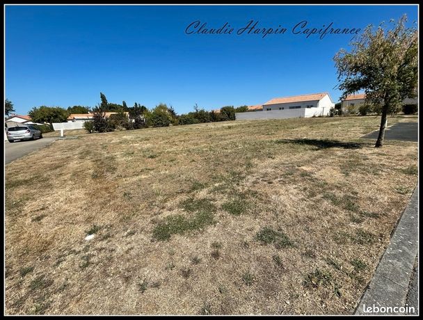 Terrain 869 m² Beaulieu Sous Parthenay