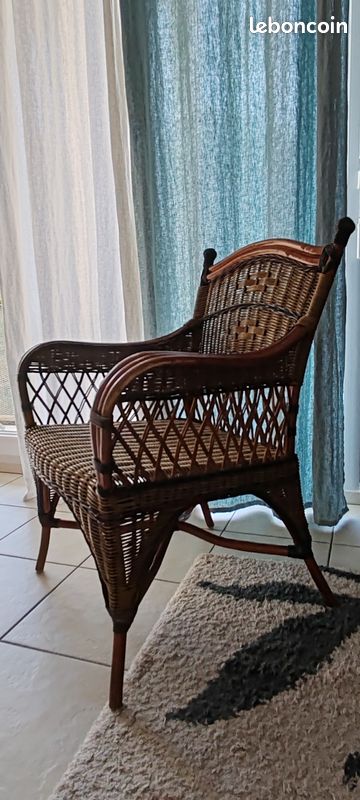 Fauteuil en rotin vintage (image 2)