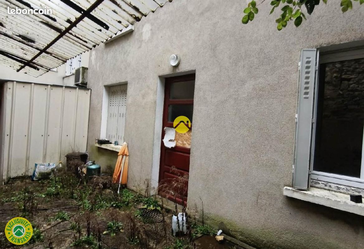 Maison 6 pièces 108 m² · à Argenton-sur-Creuse · 108 m² · 70 000 €