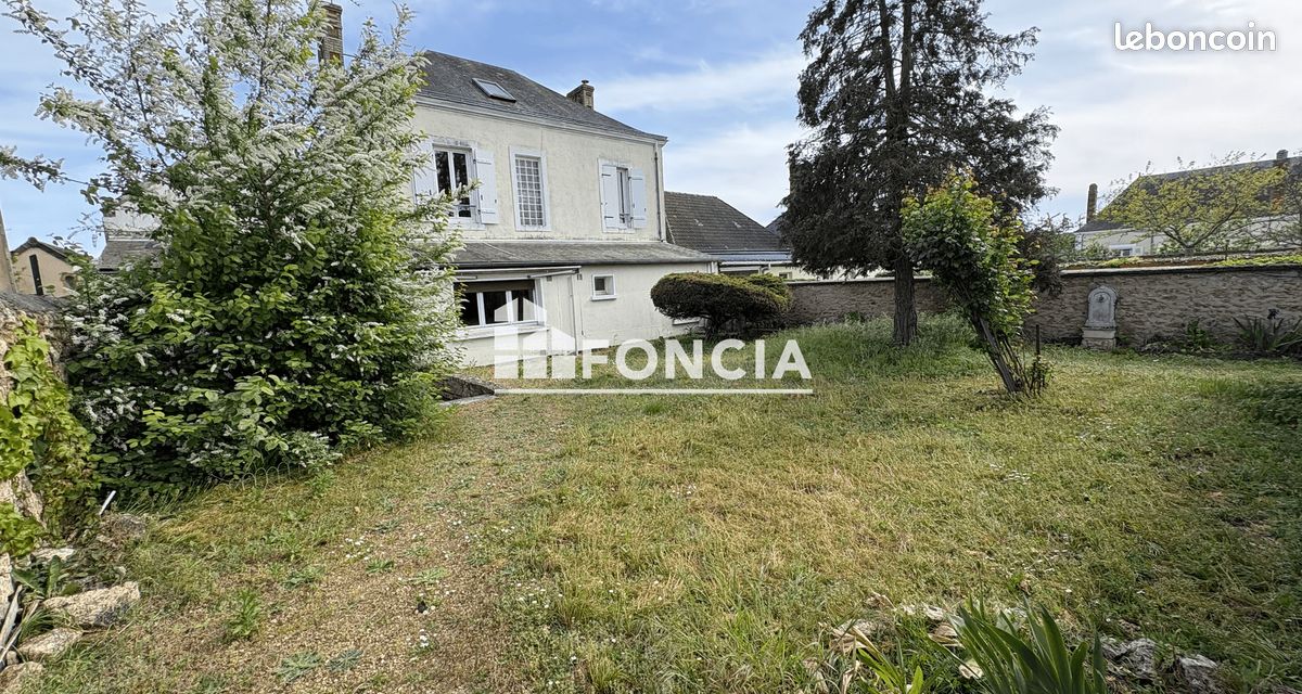 Maison 5 pièces 135 m² · à Tuffé Val de la Chéronne · 135 m² · 147 430 €