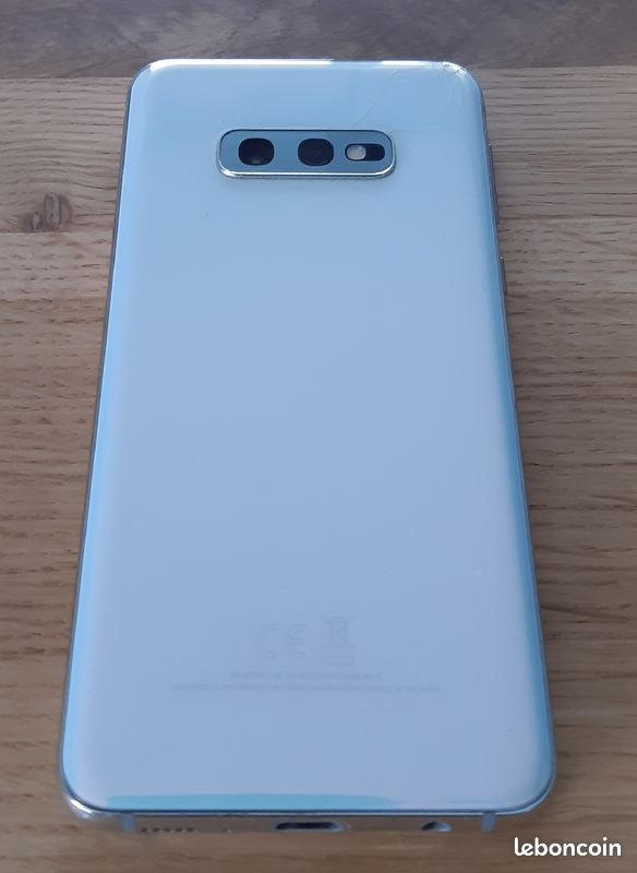Samsung S10e (image 3)